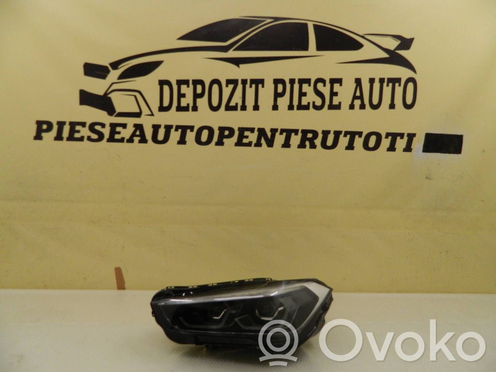BMW X1 F48 F49 Lampa przednia 