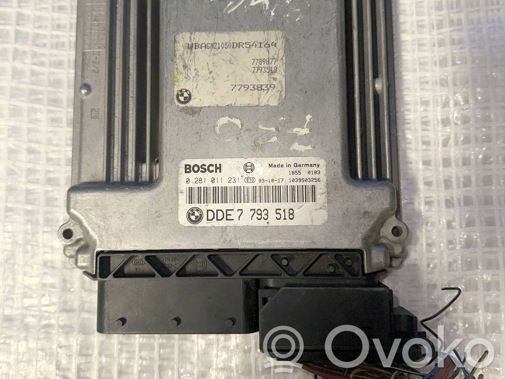 BMW 7 E65 E66 Engine control unit/module 