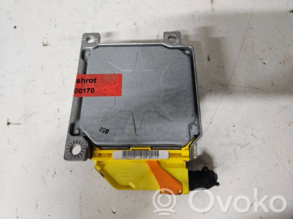 Audi A4 S4 B6 8E 8H Airbag control unit/module 