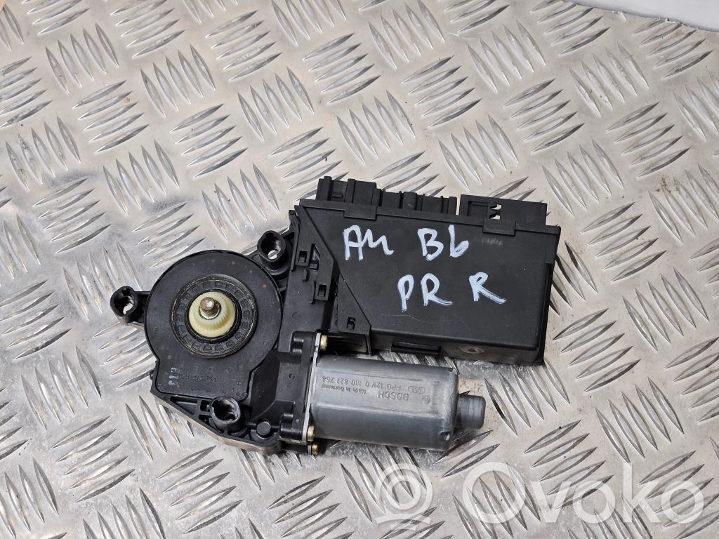 Silnik regulatora szyby drzwi przednich   5WK47006FBF,15072004,105841108,0500009