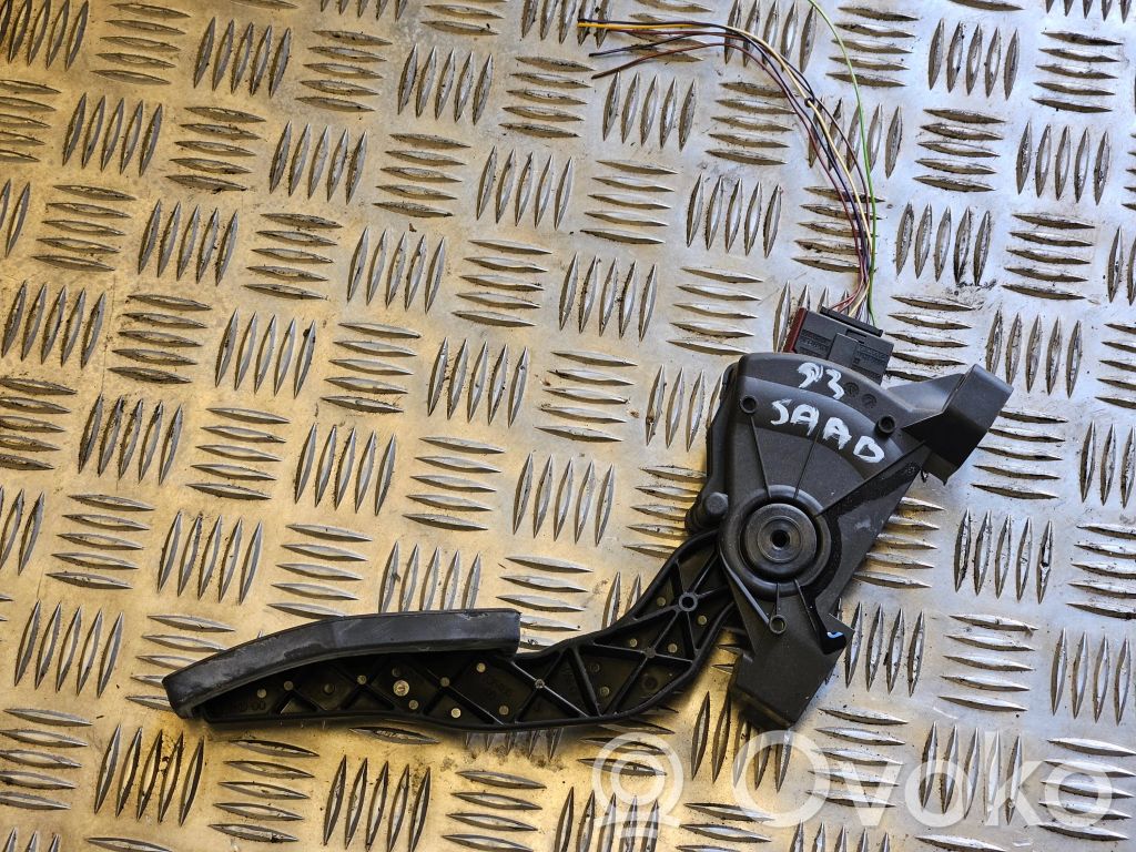 Accelerator throttle pedal   9186724,6PV00832200
