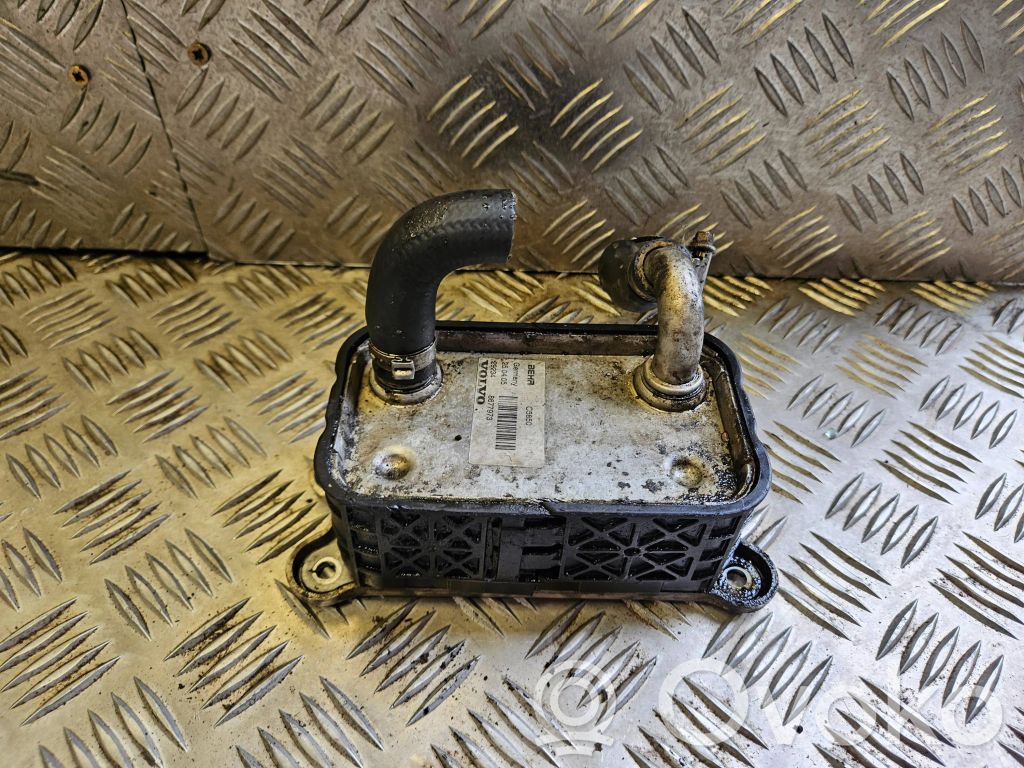 Volvo S80 Oil filter mounting bracket 
