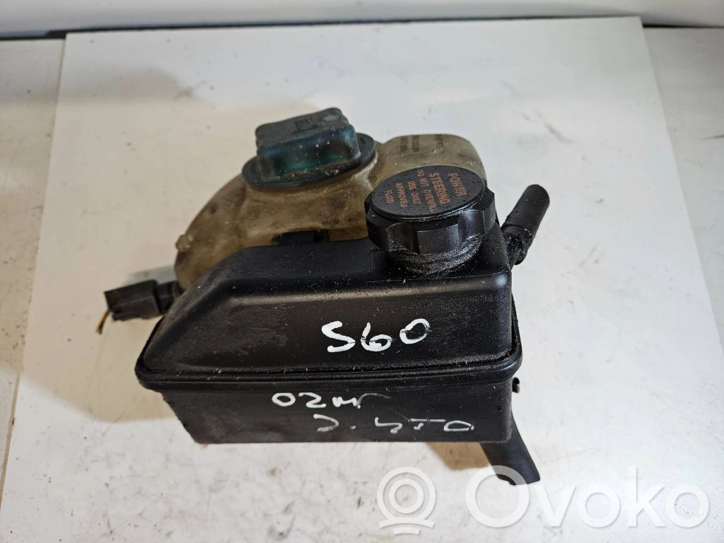 Volvo S60 Ohjaustehostimen nestesäiliö 