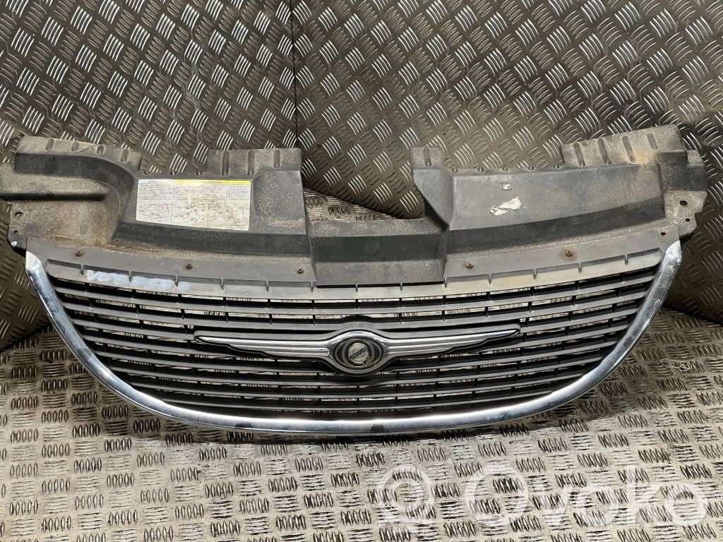 Chrysler Voyager Etusäleikkö 