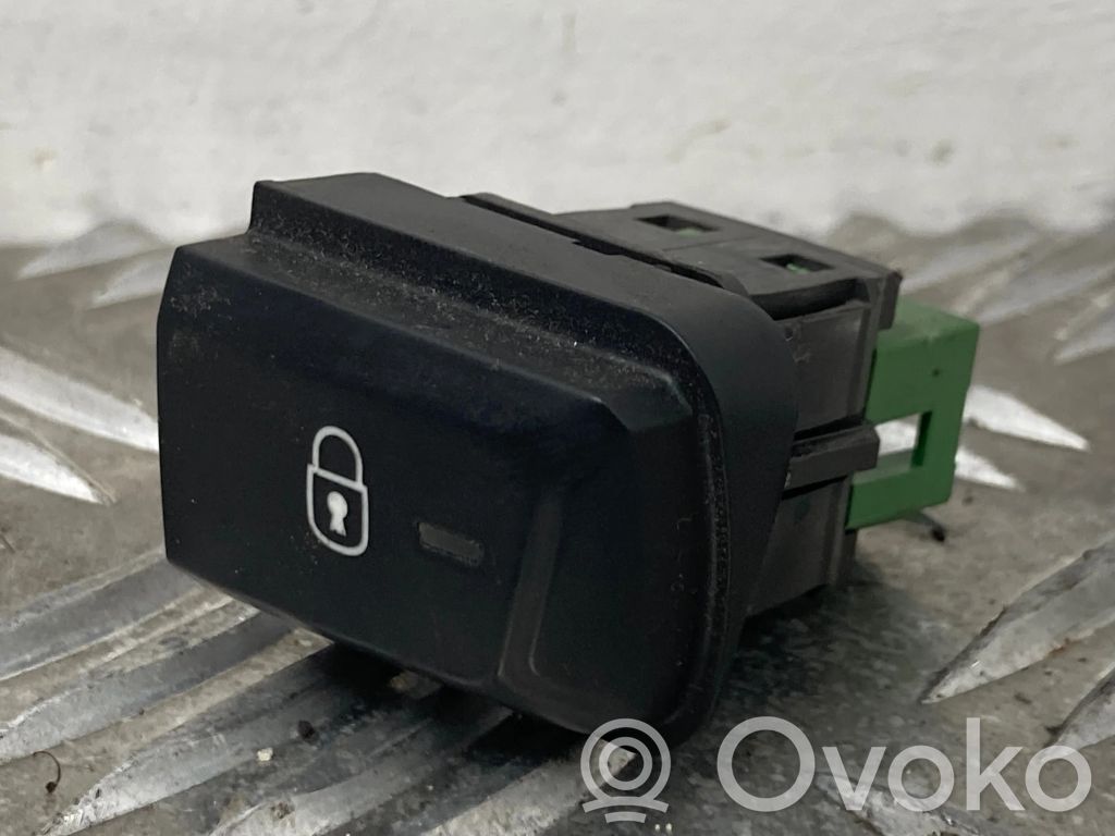 Central locking switch button   9675088320