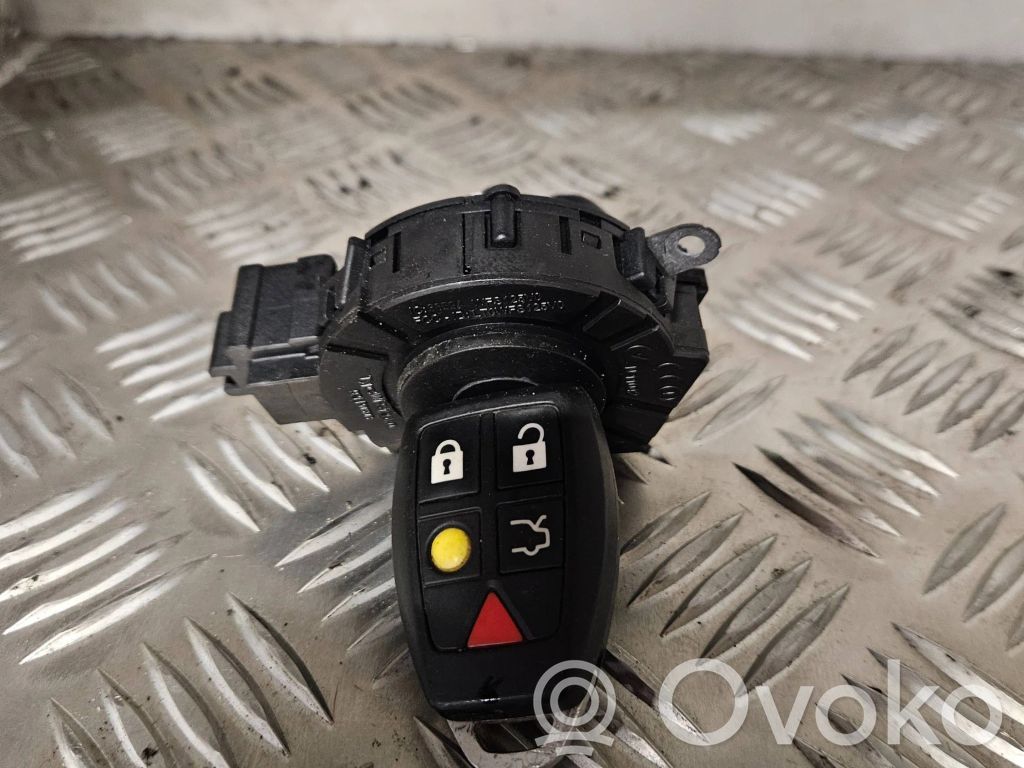Volvo S40 Užvedimo spynelė 