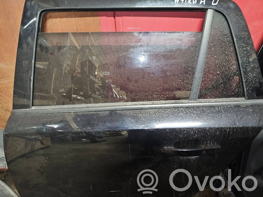 Opel Astra H Puerta trasera 