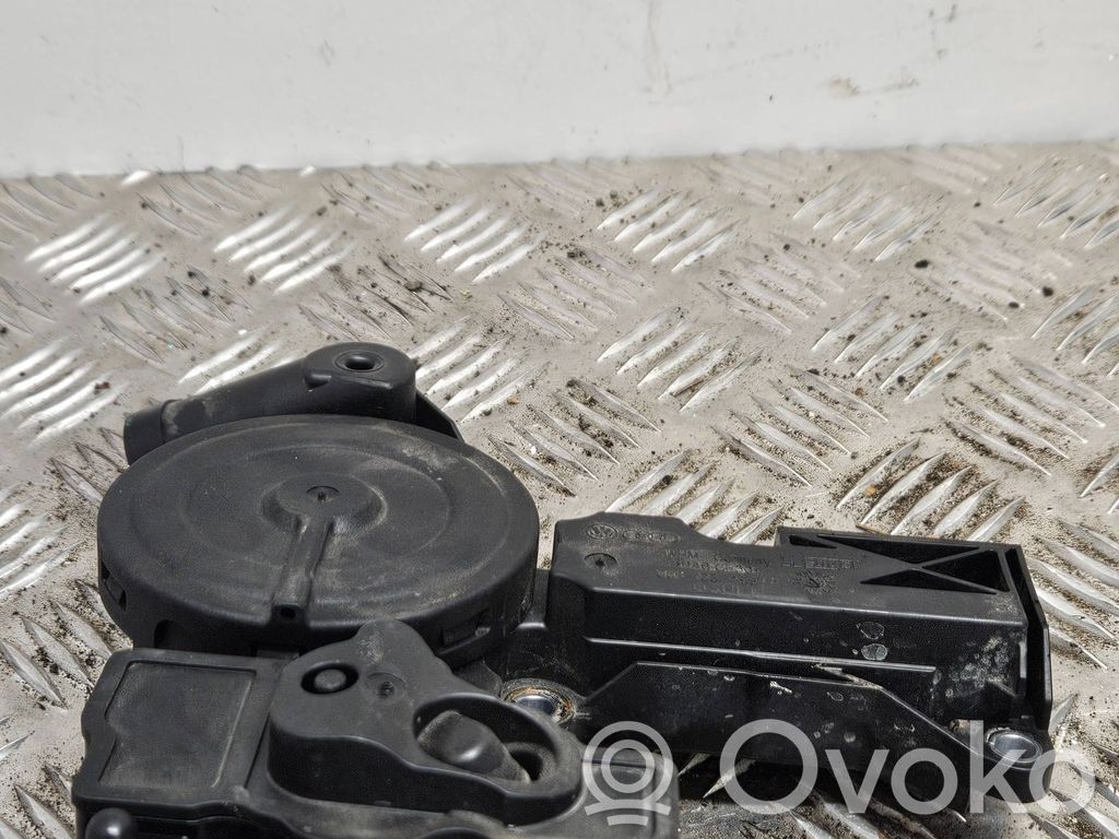 Volkswagen PASSAT B6 Eļļas nogulsnētava (separators) 