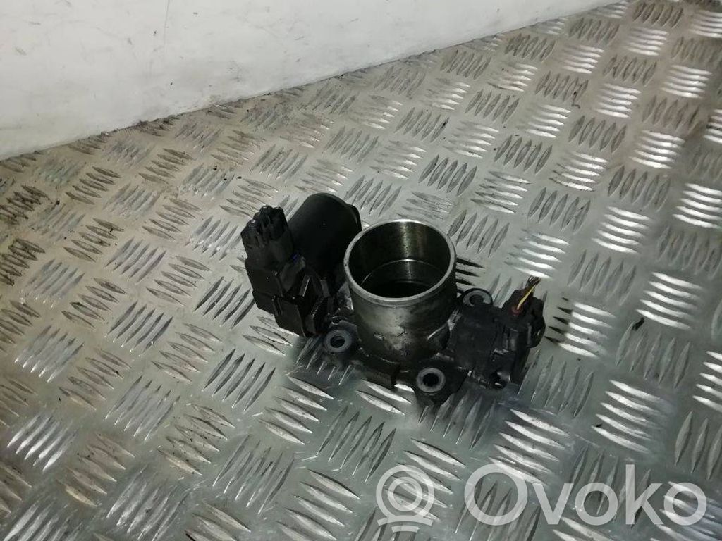 Toyota Corolla Verso AR10 Droseļvārsts 