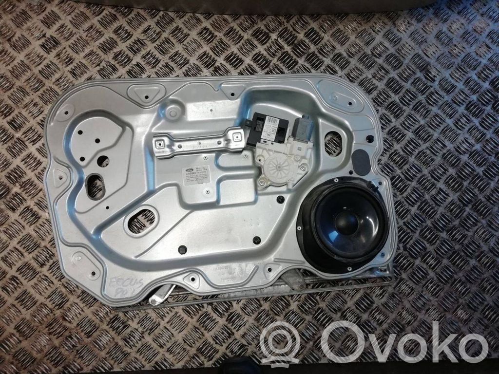 Ford Focus Front window lifting mechanism without motor 