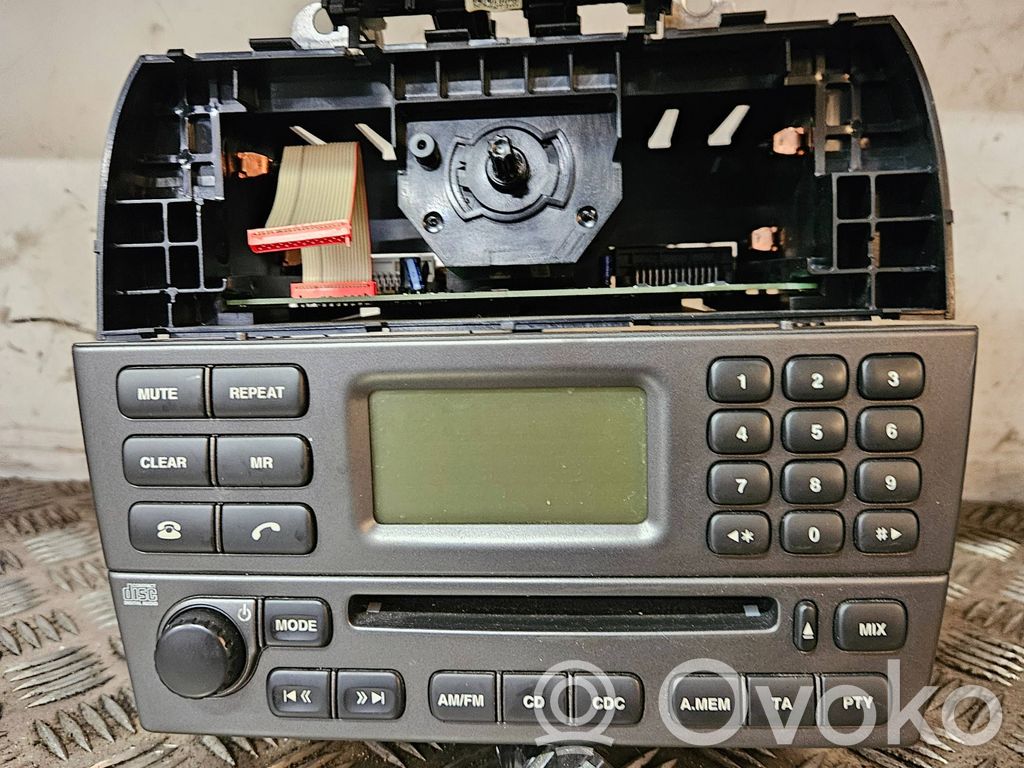 Jaguar X-Type Radio / CD/DVD atskaņotājs / navigācija 