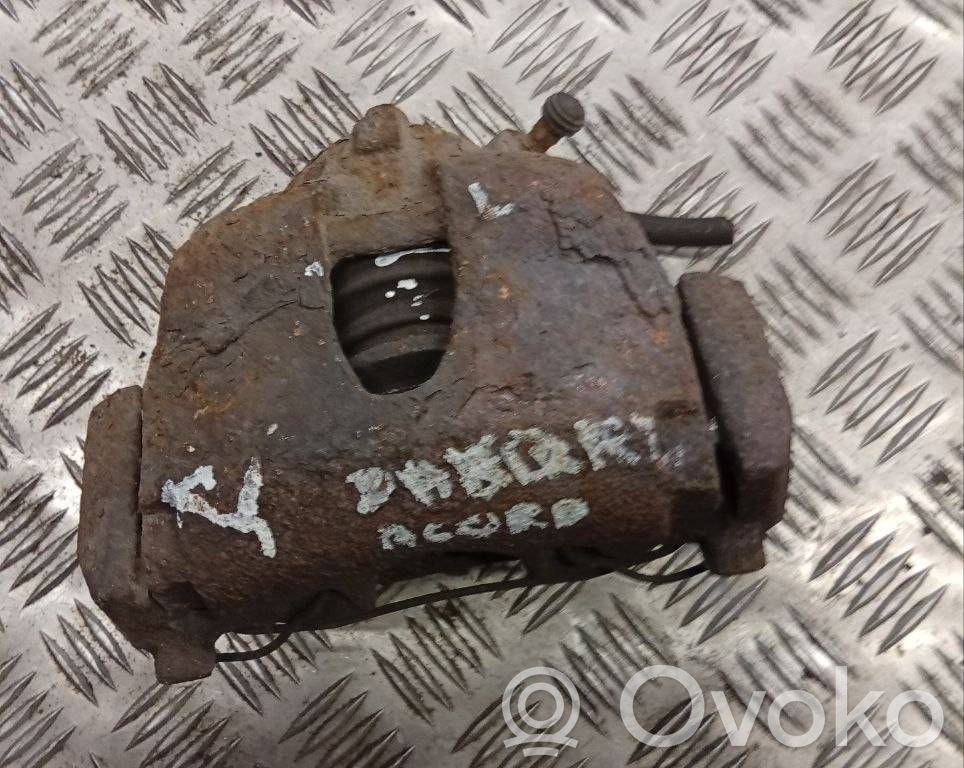 Zacisk hamulcowy przedni   45001SEAE01