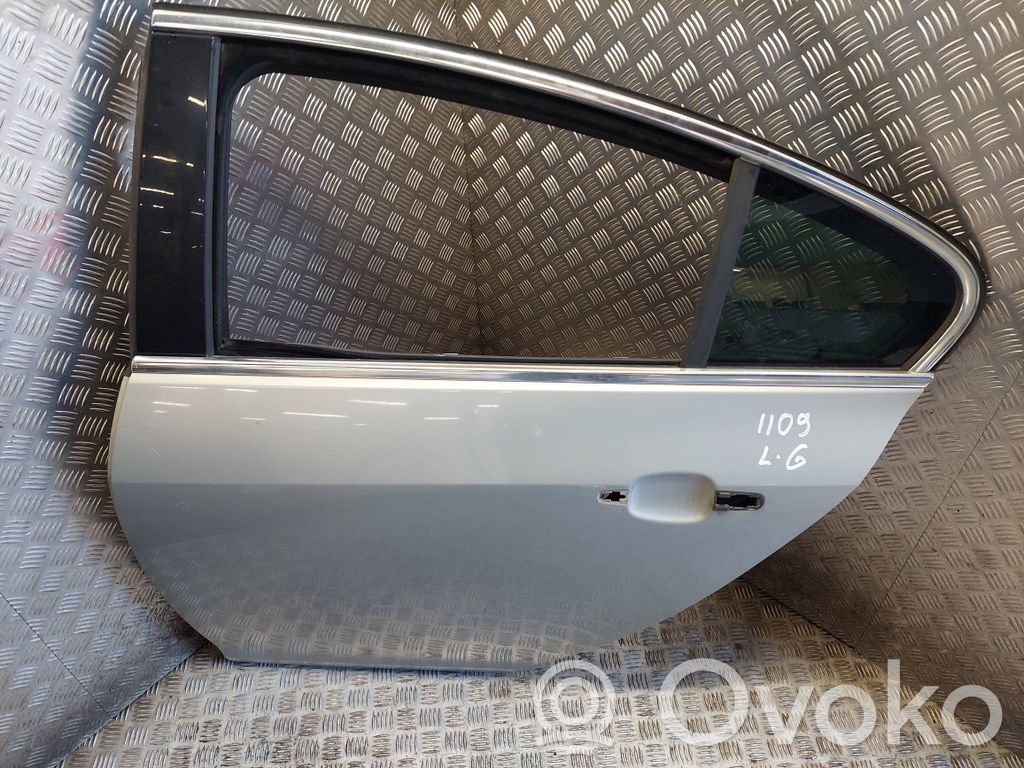 Opel Insignia A Puerta trasera 