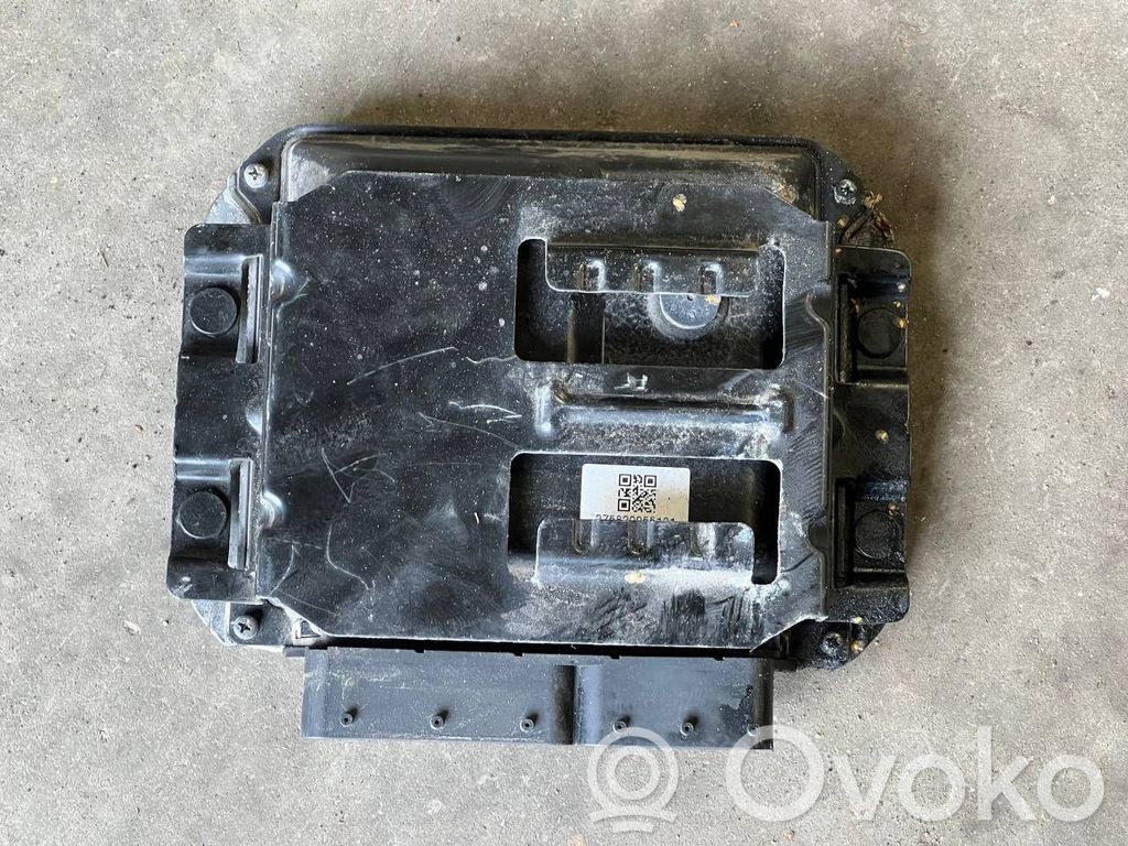 Opel Astra J Engine control unit/module 