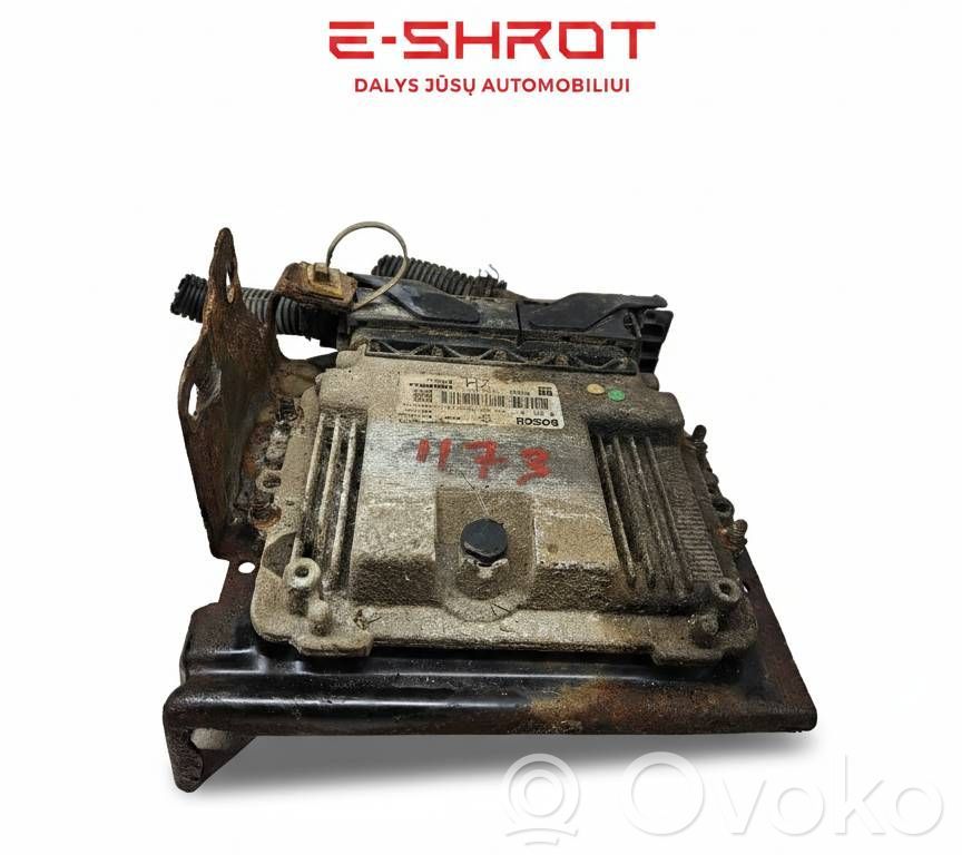 Unidad de control/módulo del motor   55556829,0281011943,581100047,897378571