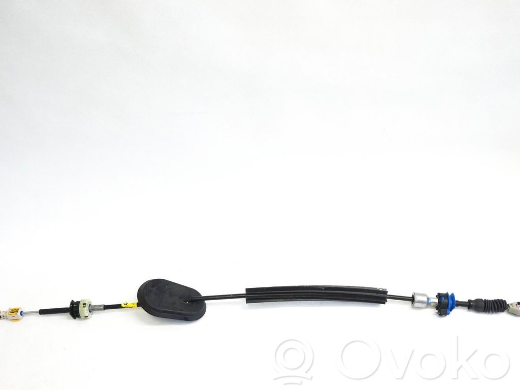 Gear shift cable linkage