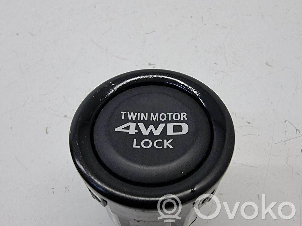 Mitsubishi Outlander Other switches/knobs/shifts 