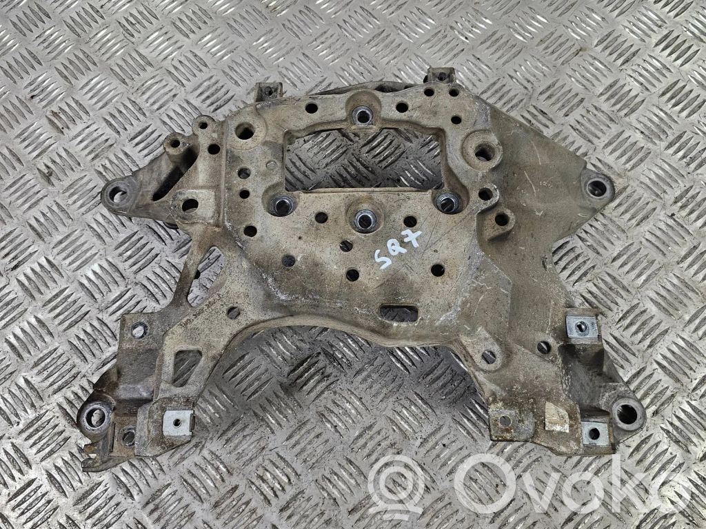 Gearbox mounting bracket   4M0399262C