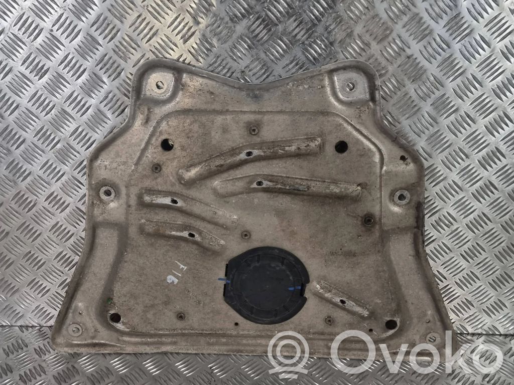 BMW X6 F16 Variklio dugno apsauga 