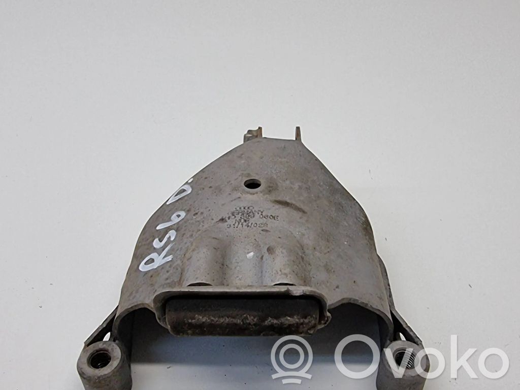 Audi RS6 C7 Engine mounting bracket 