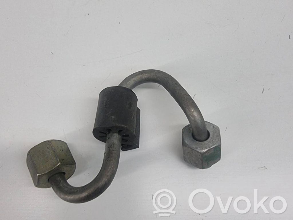 Fuel line pipe   U301BB