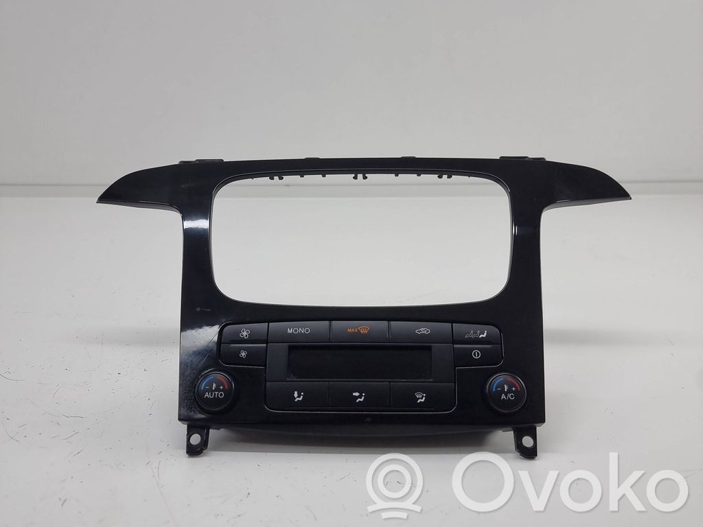 Climate control unit   BM2T18C612CB