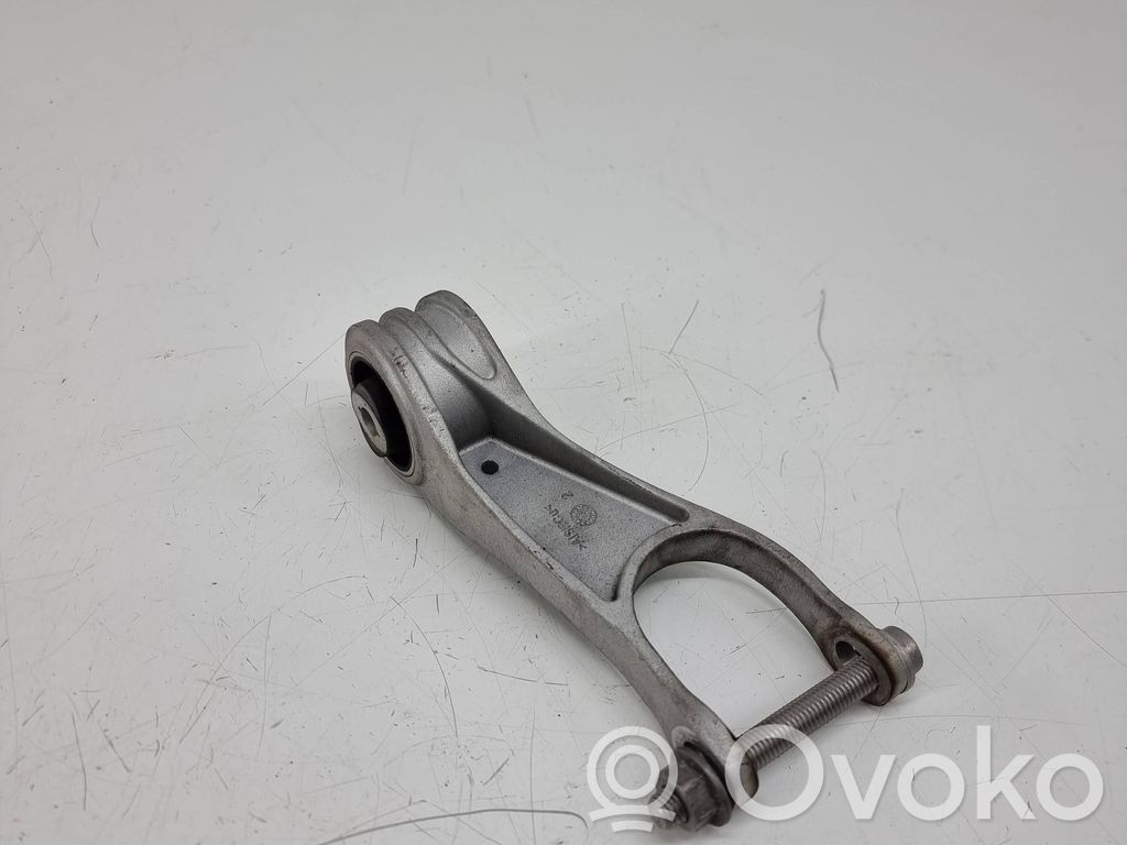 Porsche Macan (95B) Engine mounting bracket 