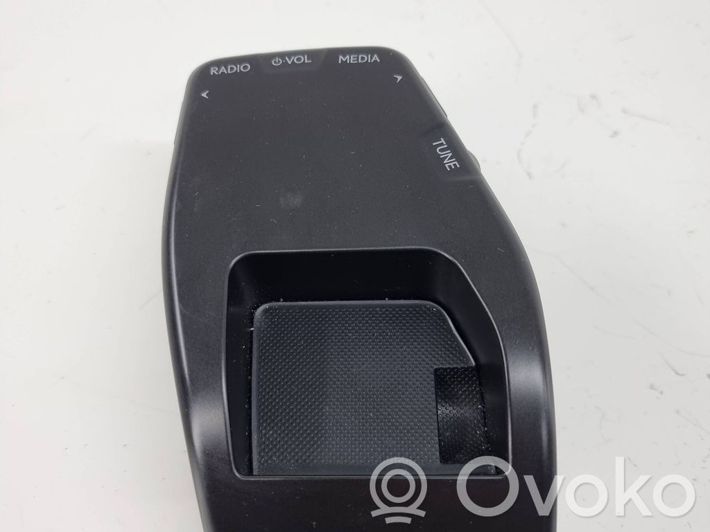 Multifunctional control switch/knob   8617076020
