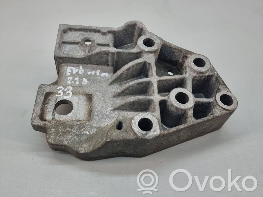 Land Rover Range Rover Evoque L538 Engine mounting bracket 
