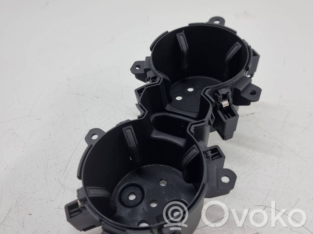 Audi SQ7 Cup holder 