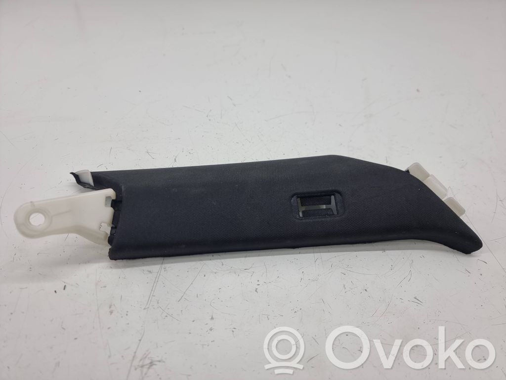 (C) pillar trim   6979849