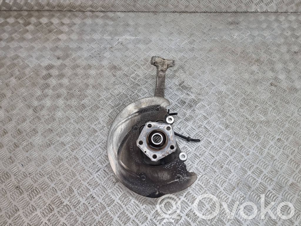 Cubo de rueda delantera   8W0407559