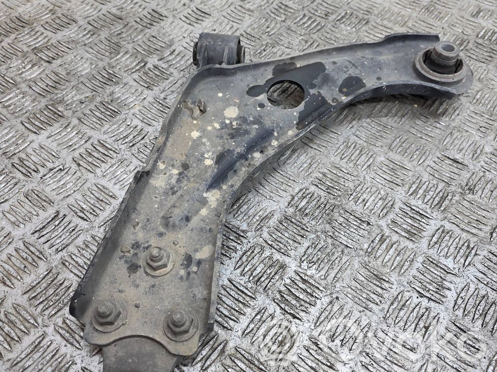 Peugeot 3008 II Front lower control arm/wishbone 