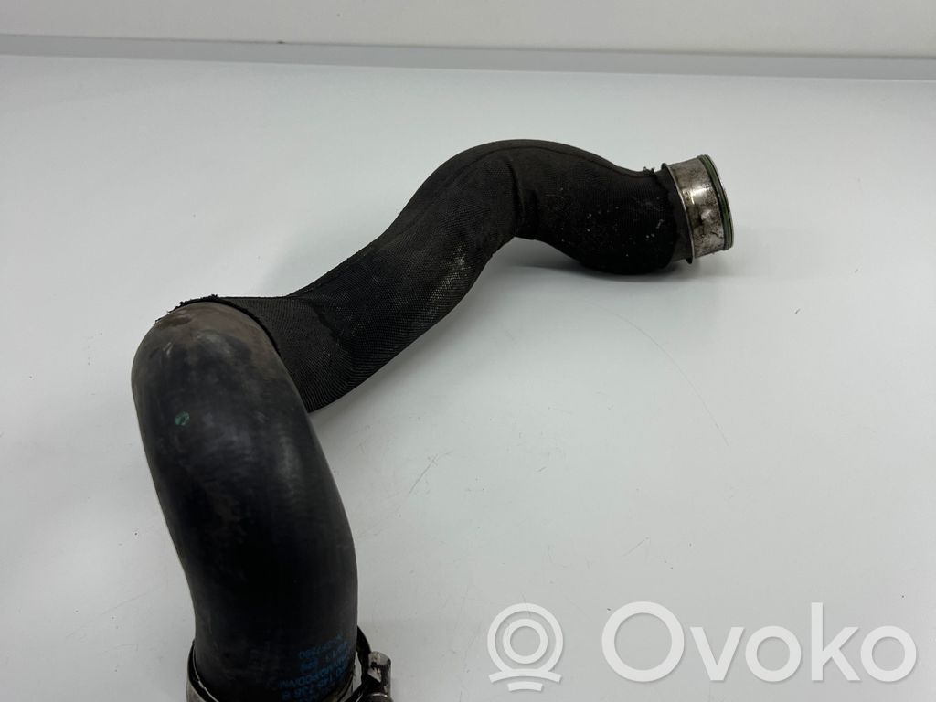 Volkswagen Touareg II Intercooler hose/pipe 