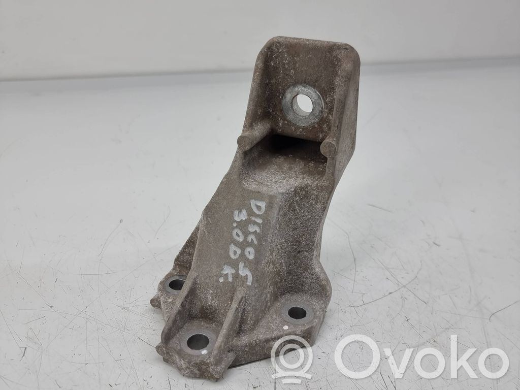 Engine mounting bracket   CPLA6061CB
