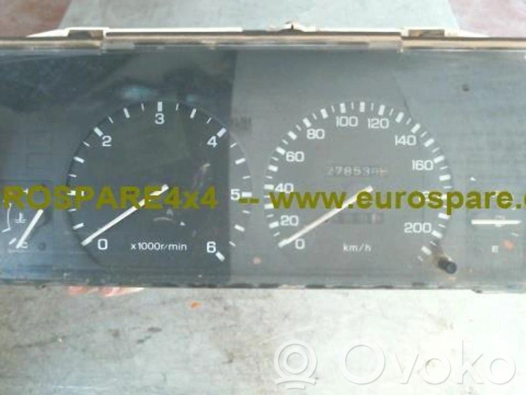 Land Rover Discovery Spidometras (prietaisų skydelis) 