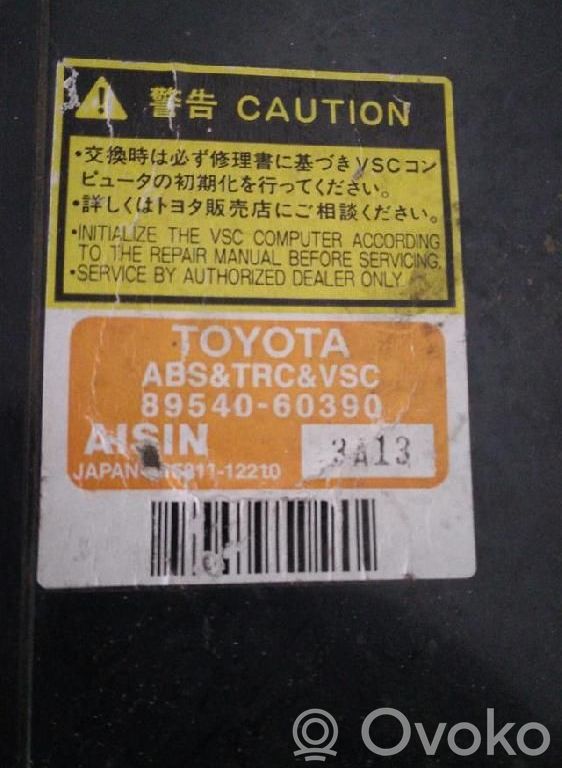 Toyota Land Cruiser (HDJ90) Unidad de control/módulo del ABS 