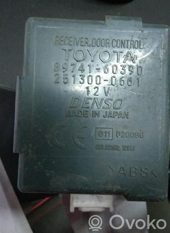 Toyota Land Cruiser (HDJ90) Unidad de control/módulo del bloqueo de puertas 