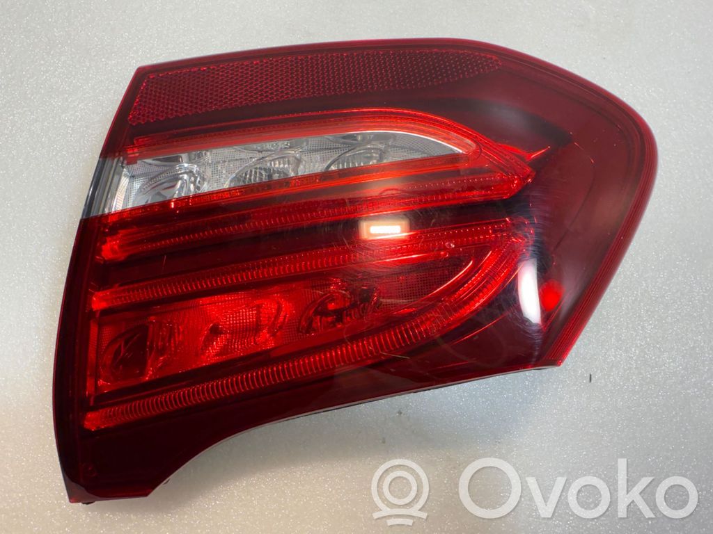 Mercedes-Benz C W205 Lampy tylnej klapy bagażnika 