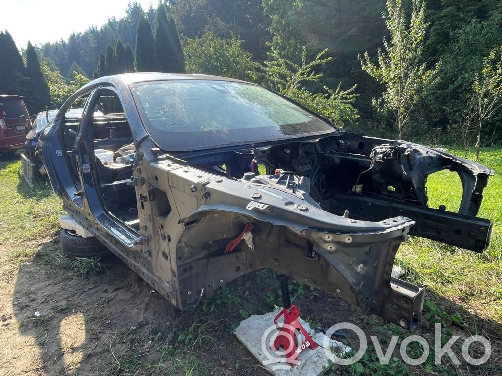 BMW 6 F06 Gran coupe Ćwiartka przednia 