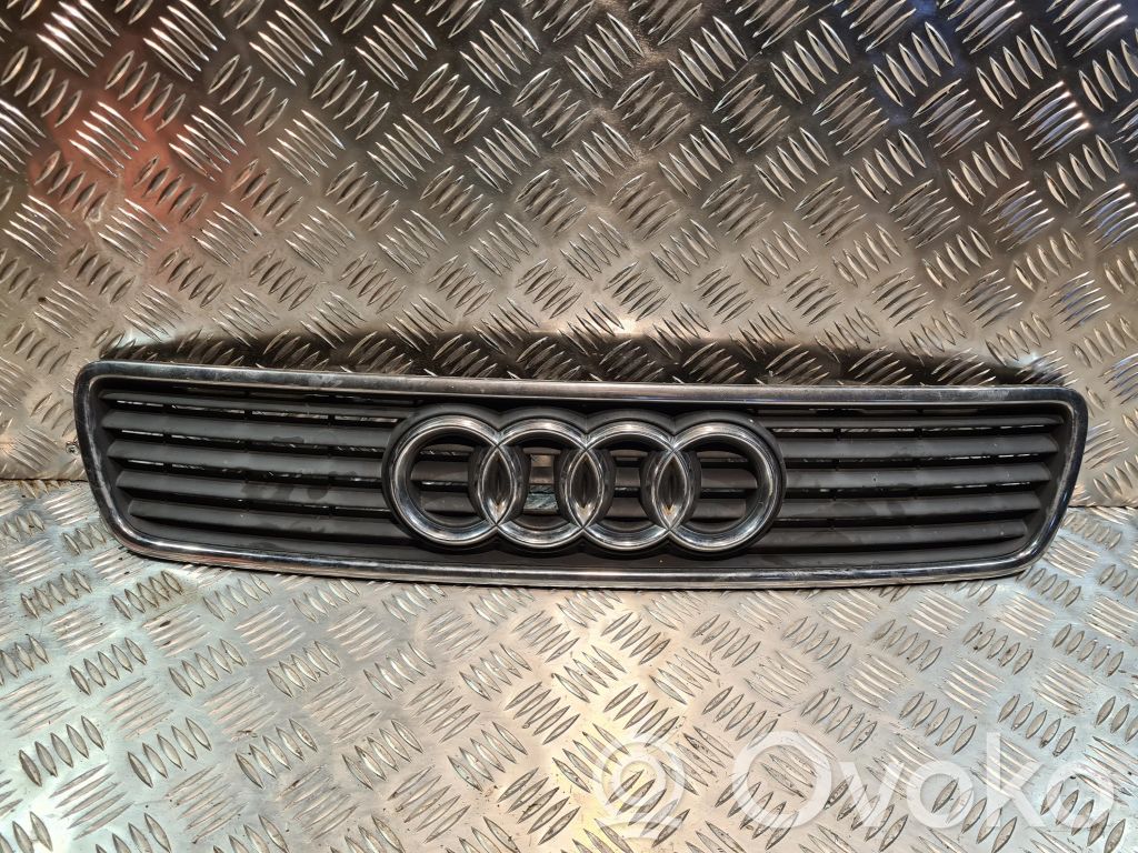 Audi A4 S4 B5 8D Kulmapaneelin paineventtiili 
