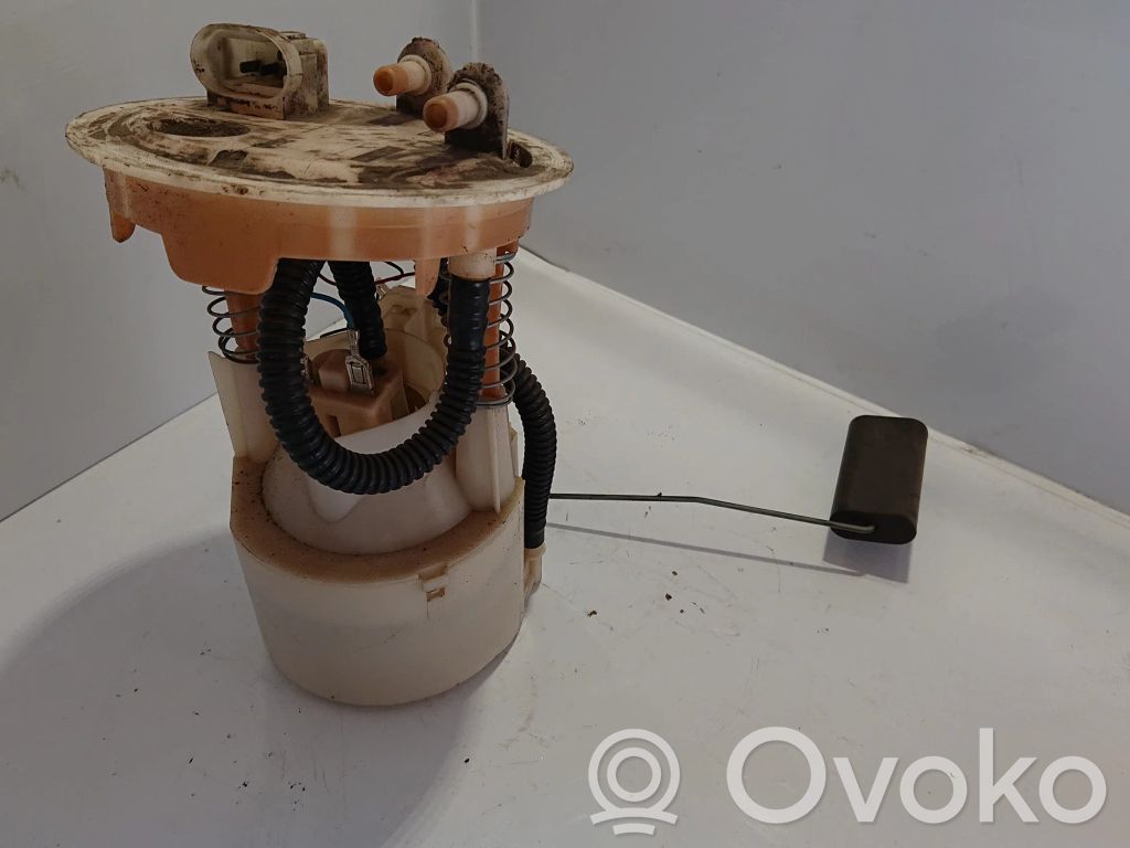 Renault Megane I Bomba interna de combustible 