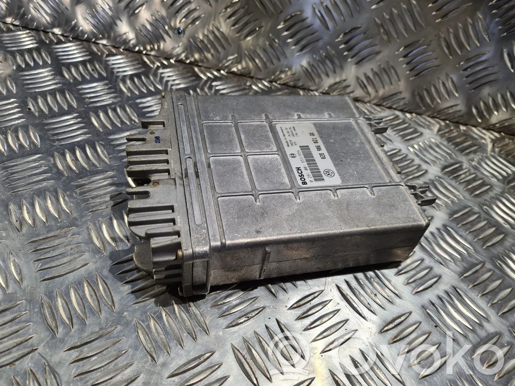 Volkswagen PASSAT B5 Engine control unit/module 