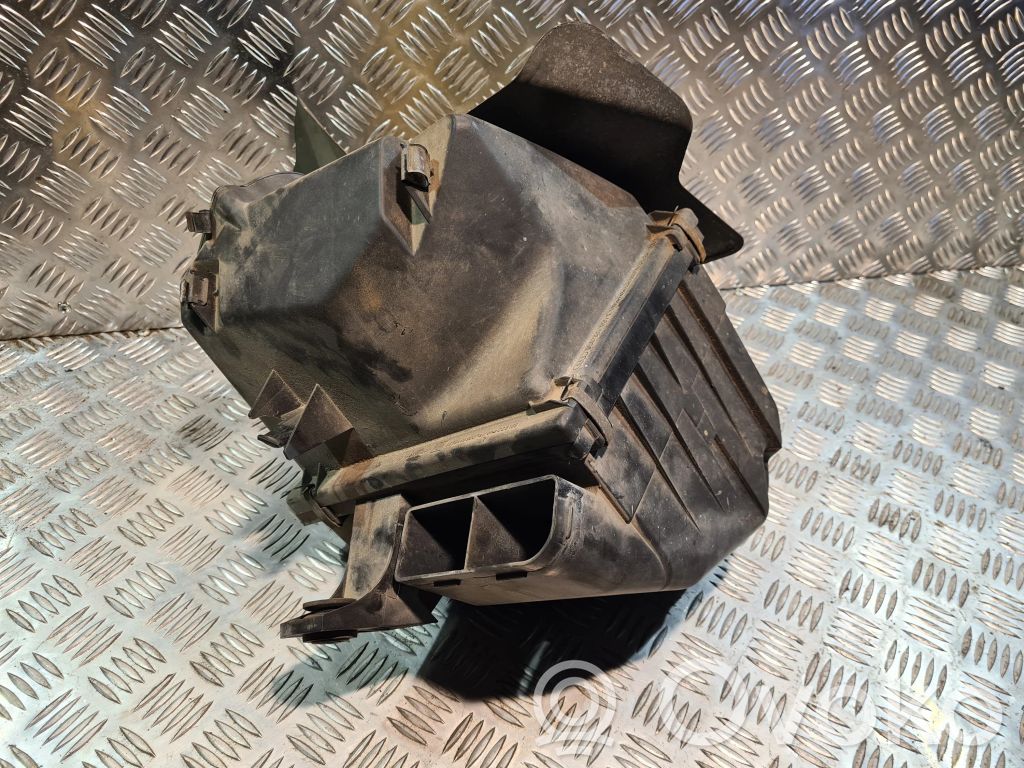 Volkswagen PASSAT B5 Luftfilterkasten 