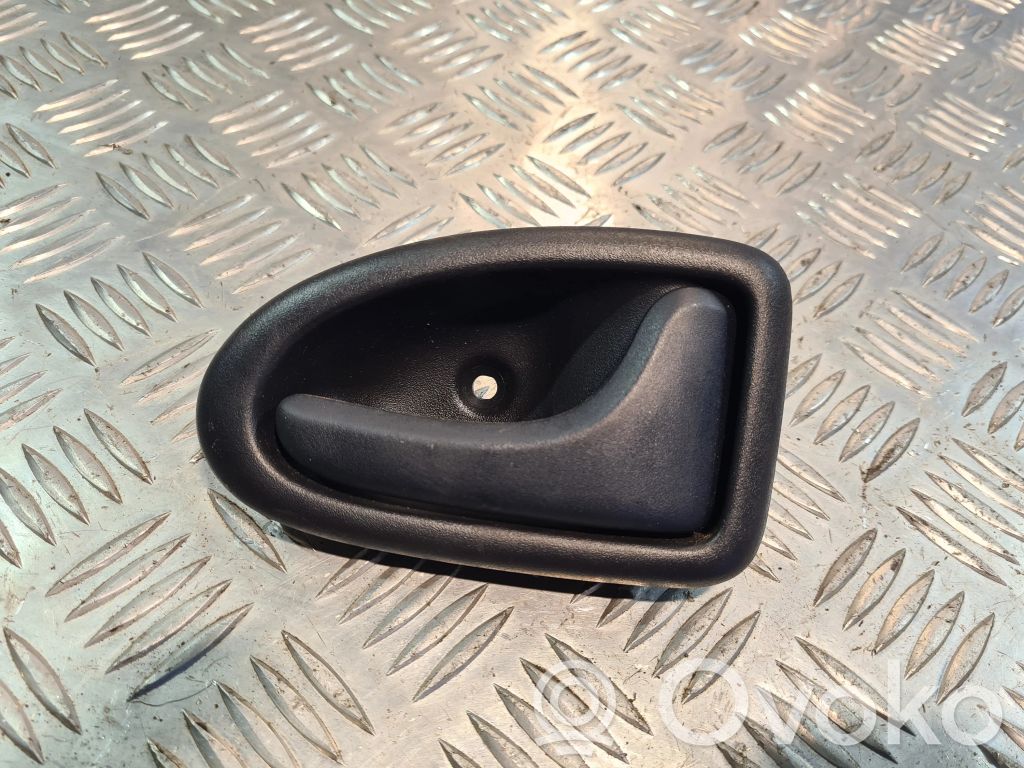 Renault Clio II Rear door interior handle 