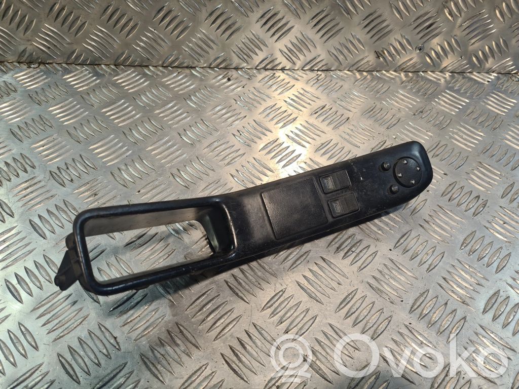 Audi 80 90 B3 Electric window control switch 