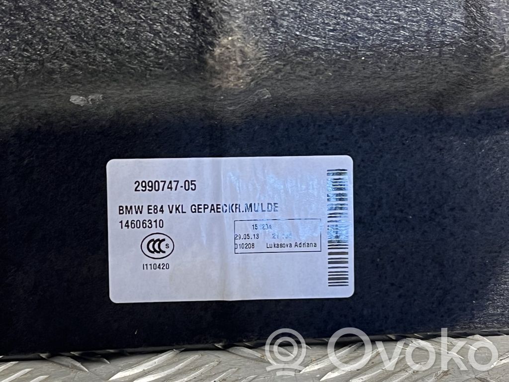 BMW X1 E84 Bagažinės kilimas 