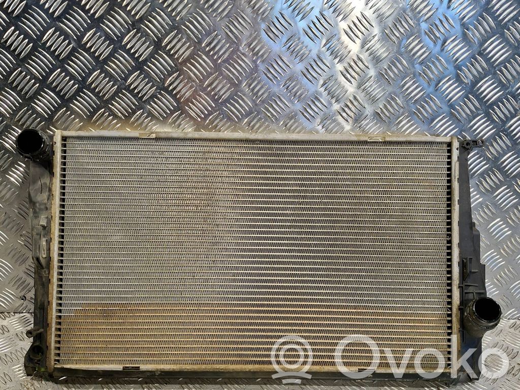 BMW X1 E84 Coolant radiator 
