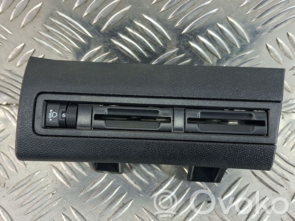 Peugeot 5008 II Other interior part 