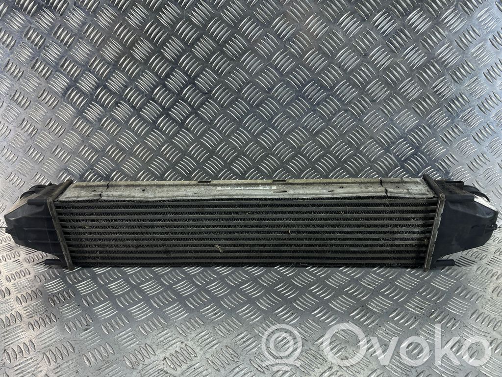 Volvo V60 Interkūlerio radiatorius 